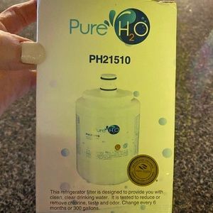 Water filter for Maytag or Jen-Air refrigerator.